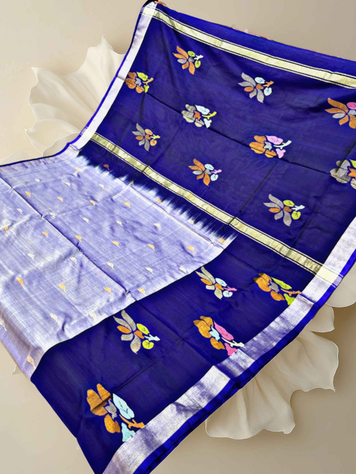 Pure uppada silk with blue pallu